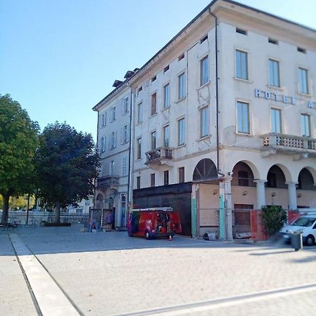 ルイーノPalazzo Clericiアパートメント エクステリア 写真